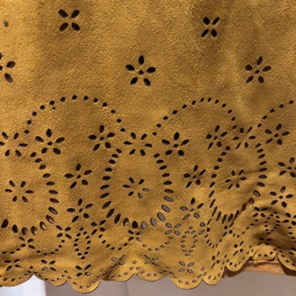 Zara Brown Halter Top Eyelet Detail Faux Suede Look Button Closure Size Small - Picture 2 of 5